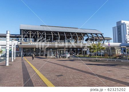 高知県高知市 快晴のJR高知駅南口 高知県高知市 快晴のJR高知駅南口 62325202