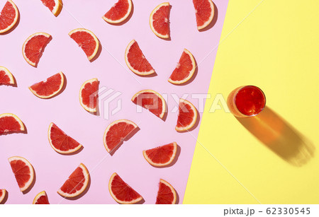 Grapefruit cold drink and grapefruit slices in 62330545