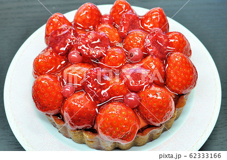 いちごタルトケーキ いちごタルトケーキ 62333166