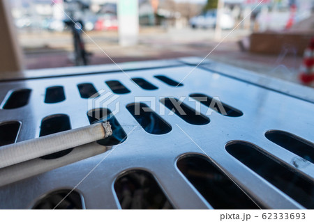 喫煙イメージ 62333693