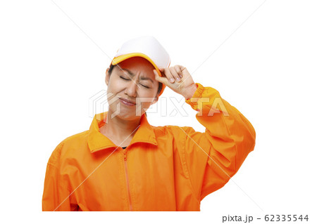 ストレスを抱える女性 62335544