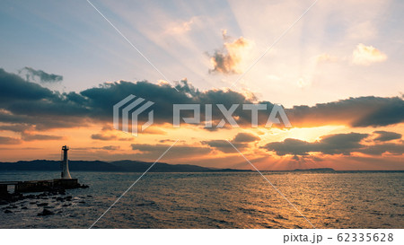 瀬詰崎灯台 （夕景） 62335628