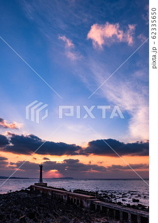 瀬詰崎灯台 (夕景) 瀬詰崎灯台 (夕景) 62335650