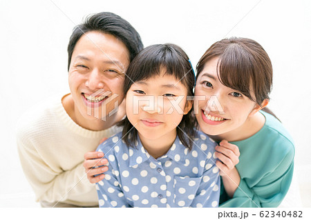 family　親子　8才 62340482