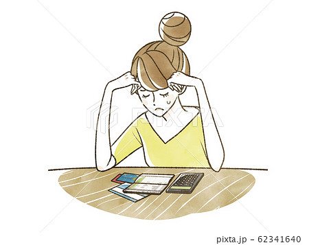 悩む女性-通帳・家計 62341640