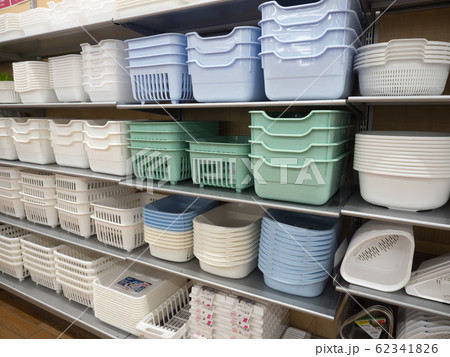 台所用品売り場 62341826