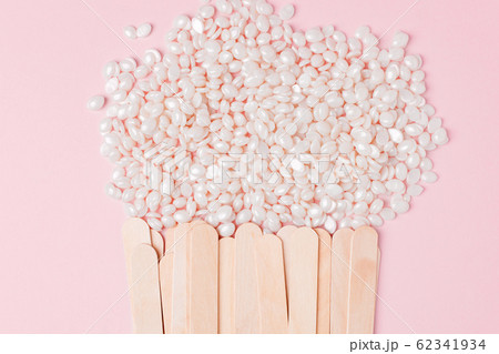 Wax for depilation of white pearl color and wooden Wax for depilation of white pearl color and wooden 62341934