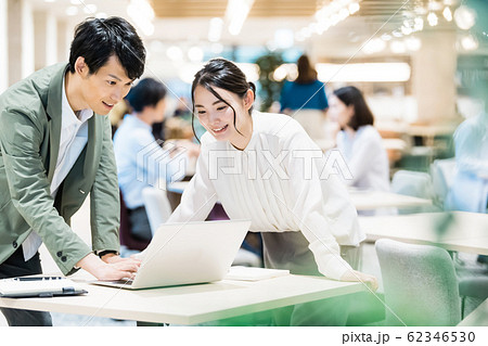 ビジネス 若手 ビジネス 若手 62346530