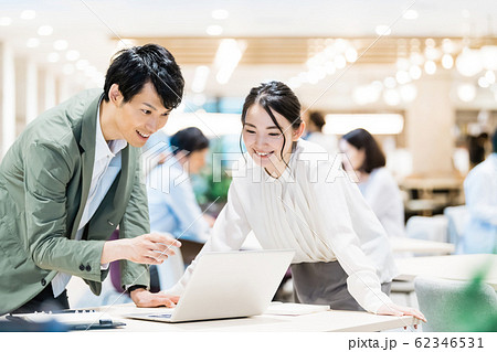 ビジネス　若手　 62346531