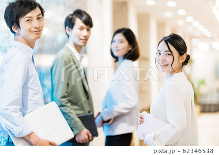 ビジネス 若手 ビジネス 若手 62346538