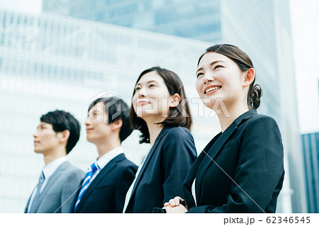 ビジネス　若手　 62346545