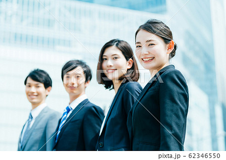 ビジネス　若手　 62346550