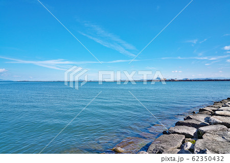 琵琶湖 湖畔 由美浜 滋賀県大津市由美浜の写真素材
