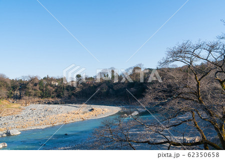 鮎見橋(東京都青梅市の釜の淵公園) 鮎見橋(東京都青梅市の釜の淵公園) 62350658