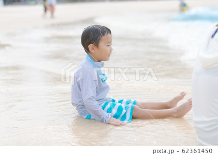 6 years old 62361450