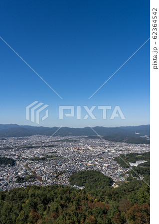 大文字山、火床から俯瞰する京都市街地 大文字山、火床から俯瞰する京都市街地 62364542