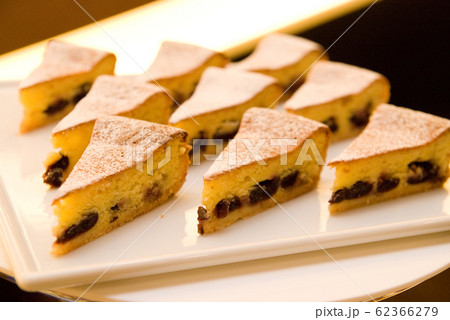 ケーキ ケーキ 62366279