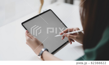 Cropped shot of female freelancer working on blank Cropped shot of female freelancer working on blank 62366622