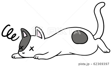 倒れた猫のイラスト 黒ぶち 弱り顔のイラスト素材