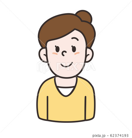 女性 正面 上半身 笑顔 62374193