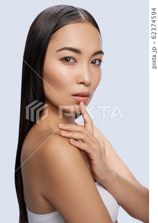 Portrait of pretty Asian girl that posing on camera 62374594