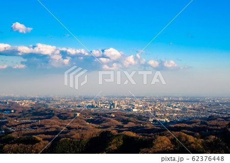 東京 高尾山 かすみ台展望台からの景色 夕方 東京 高尾山 かすみ台展望台からの景色 夕方 62376448