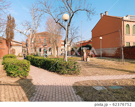 MURANO, ITALY - JANUARY 20, 2020: island of Murano in the lagoon of Venice in Italy. 62376752