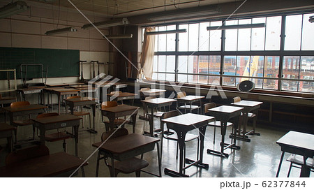 中学校の教室 中学校の教室 62377844