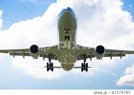 飛行機 航空機 ひこうき 62379765