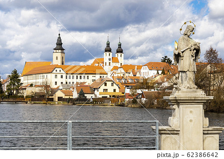 old town in Telc, Czech Republic old town in Telc, Czech Republic 62386642