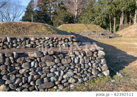 鉢形城跡　三の曲輪付近　石垣　鉢形城公園　 62392511