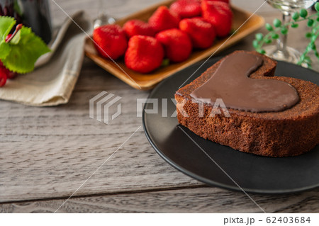 チョコレートケーキ 62403684