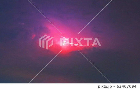 落雷の風景 62407094