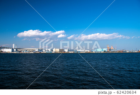 日本の横浜都市景観　新型コロナウイルス・大黒ふ頭客船ターミナルなどを望む＝2月5日撮影 62420634