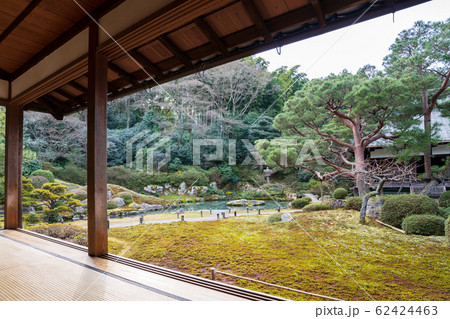 京都・青蓮院　華頂殿から庭園の眺め 62424463