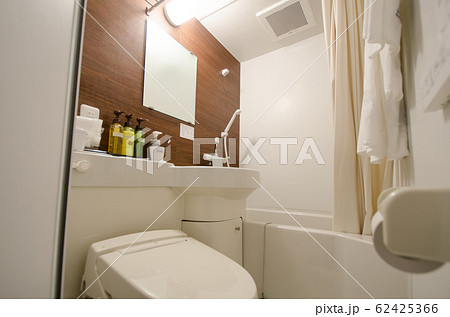 シティーホテルのユニットバスの写真素材