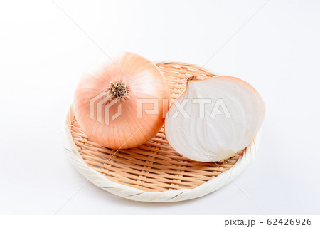 ざるのたまねぎ 62426926