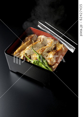 熱々きじ焼き重 62427435