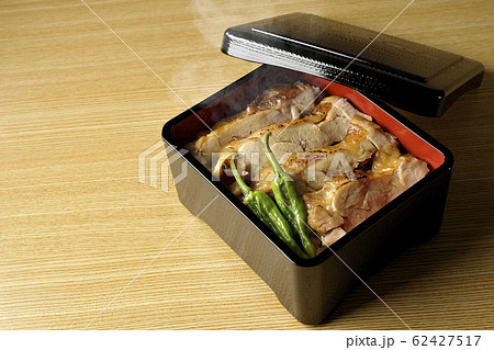 熱々きじ焼き重 62427517