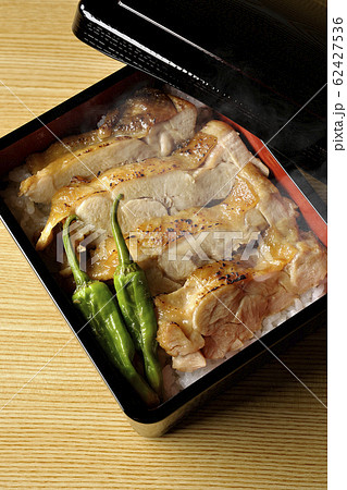 熱々きじ焼き重 62427536