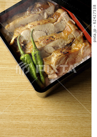 熱々きじ焼き重 62427538