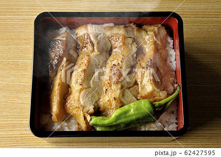熱々きじ焼き重 熱々きじ焼き重 62427595