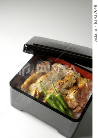 熱々きじ焼き重 62427649