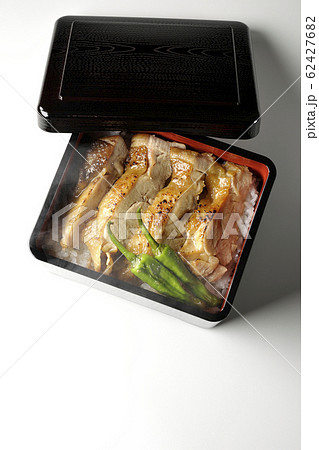 熱々きじ焼き重 62427682
