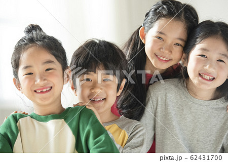 ポートレート 韓国人 小学生 62431700