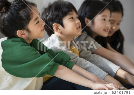 ポートレート 韓国人 小学生 62431791