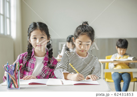 ポートレート 韓国人 小学生 62431853