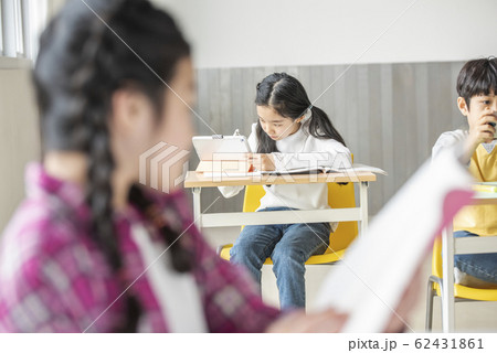 ポートレート 韓国人 小学生 62431861