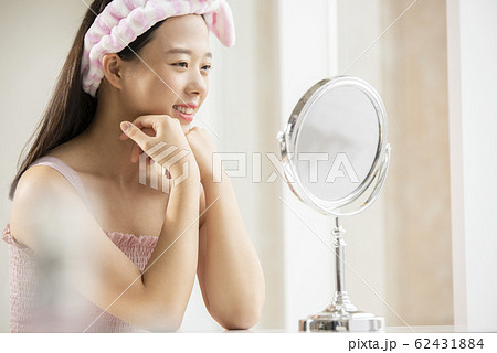 女性 女 女の子 62431884