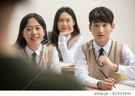 ポートレート 韓国人 10代 62431942